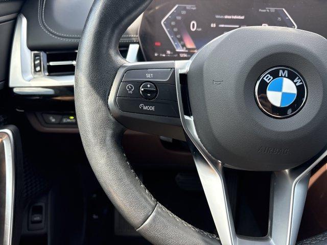 Photo of 2024 Green Metallic BMW X1