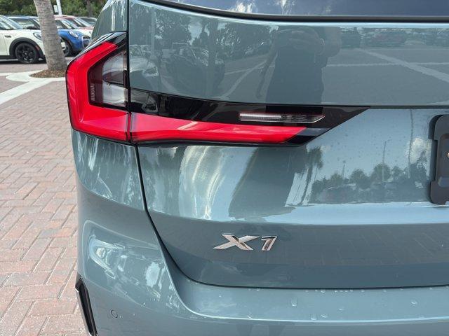 Photo of 2024 Green Metallic BMW X1