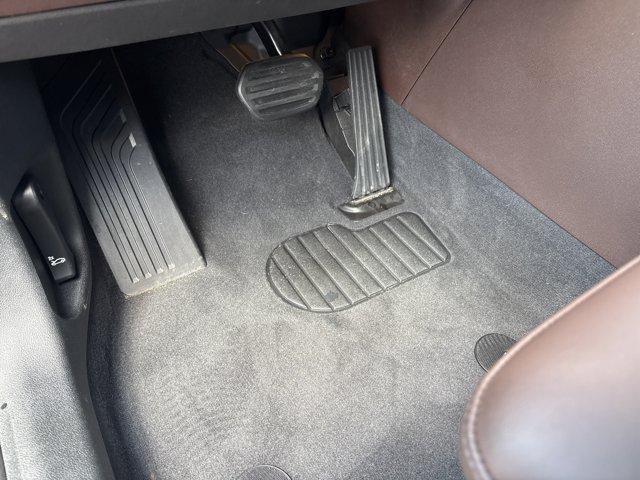 Photo of 2024 Green Metallic BMW X1