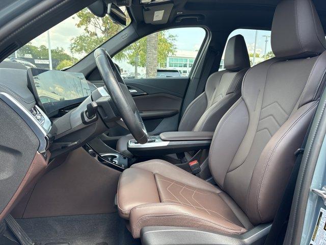 Photo of 2024 Green Metallic BMW X1