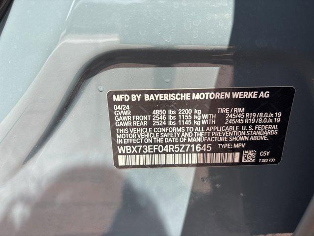 Photo of 2024 Green Metallic BMW X1