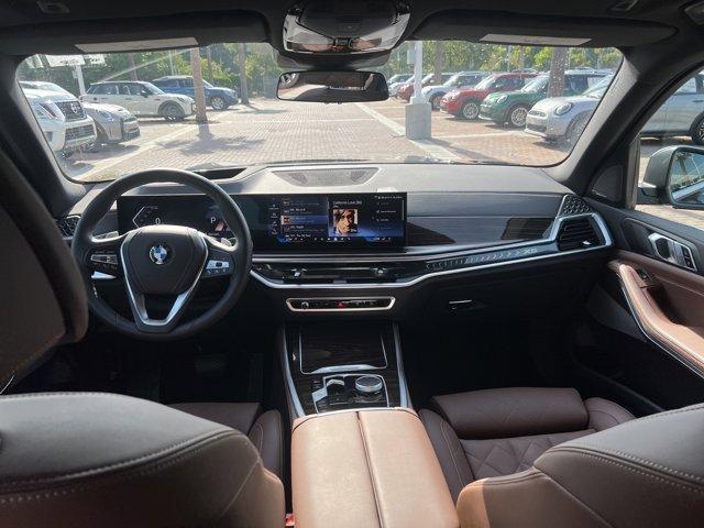 Photo of 2025 Black Sapphire BMW X5