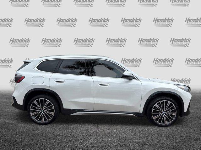Photo of 2025 Mineral White Metallic BMW X1