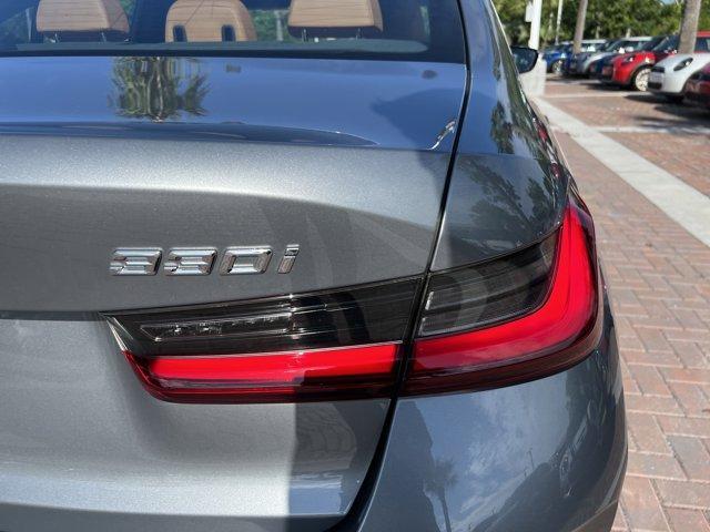 Photo of 2024 Gray Metallic BMW 330
