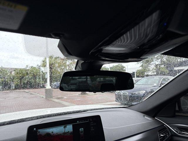 Photo of 2022 Alpine White BMW 530