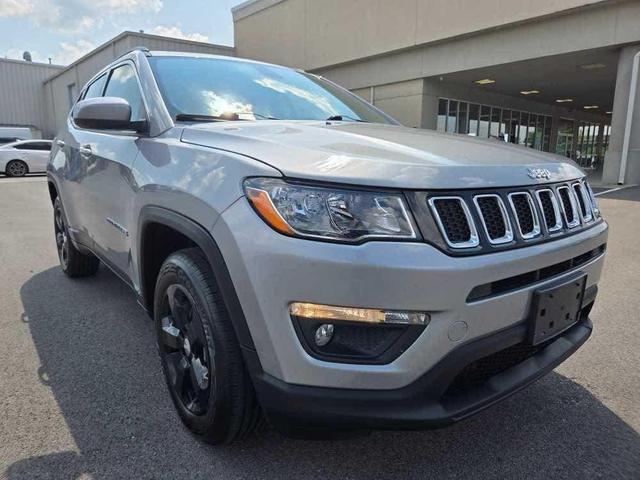 Photo of 2021 Billet Silver Metallic Clearcoat Jeep Compass
