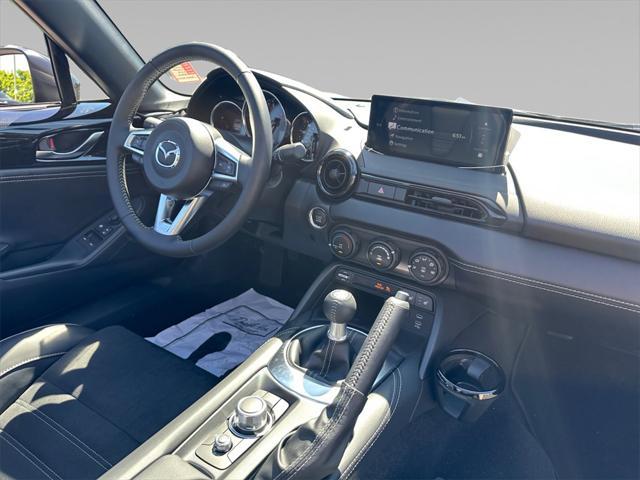 Photo of 2025 Jet Black Mica Mazda MX-5 Miata RF