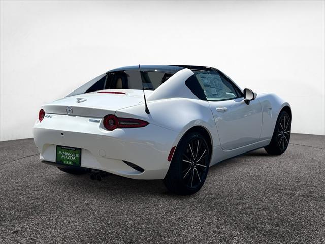 Photo of 2025 Snowflake White Pearl Mica Mazda MX-5 Miata RF
