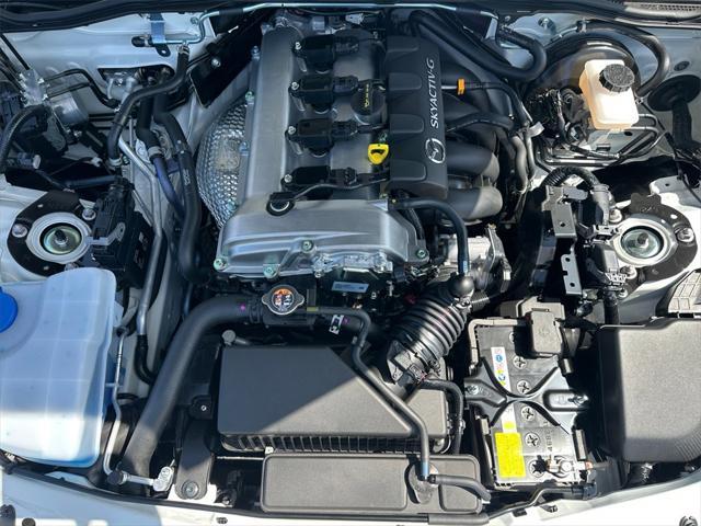 Photo of 2025 Snowflake White Pearl Mica Mazda MX-5 Miata RF