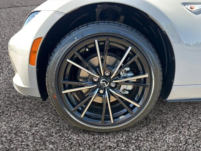 Photo of 2025 Aero Gray Metallic Mazda MX-5 Miata