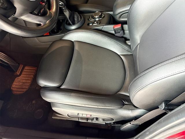 Photo of 2018 Chili Red MINI Countryman