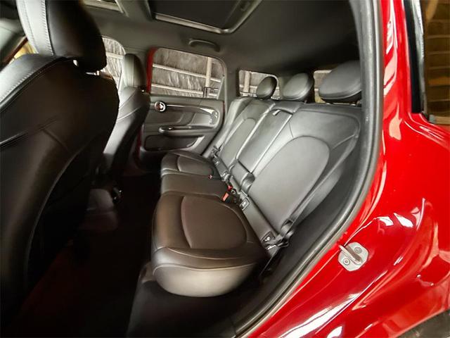 Photo of 2018 Chili Red MINI Countryman