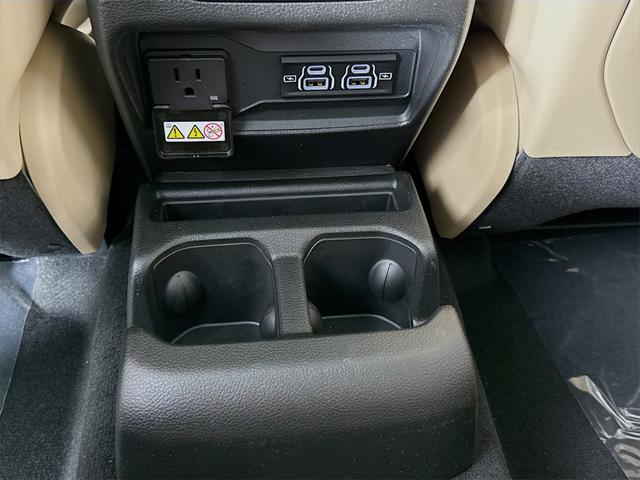 Photo of 2025 Diamond Jeep Grand Cherokee L