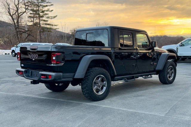 Photo of 2022 Black Clearcoat Jeep Gladiator