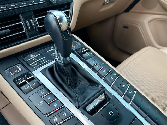 Photo of 2020 Black Porsche Macan