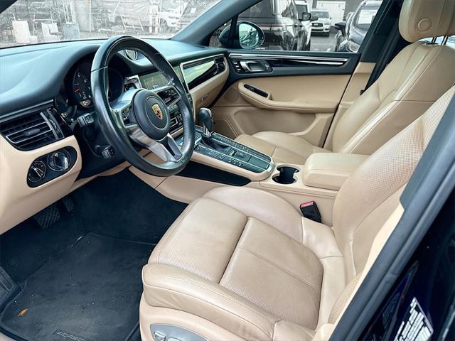 Photo of 2020 Black Porsche Macan