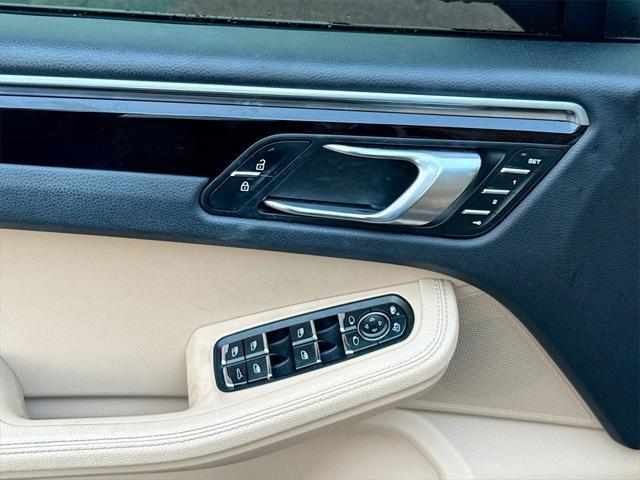 Photo of 2020 Black Porsche Macan
