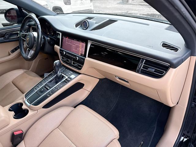 Photo of 2020 Black Porsche Macan