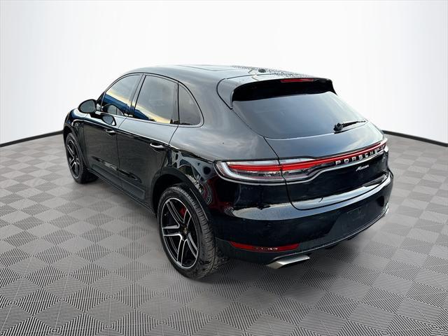 Photo of 2020 Black Porsche Macan