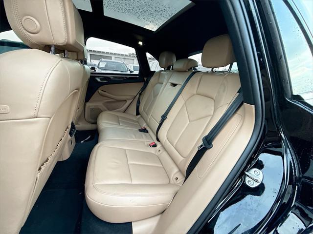 Photo of 2020 Black Porsche Macan