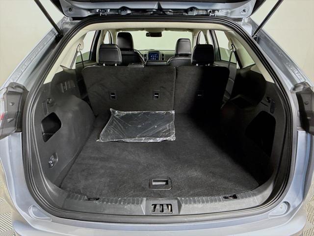 Photo of 2024 Silver Metallic Ford Edge