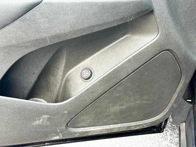 Photo of 2022 Mosaic Black Metallic Chevrolet Equinox