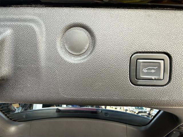Photo of 2022 Mosaic Black Metallic Chevrolet Equinox