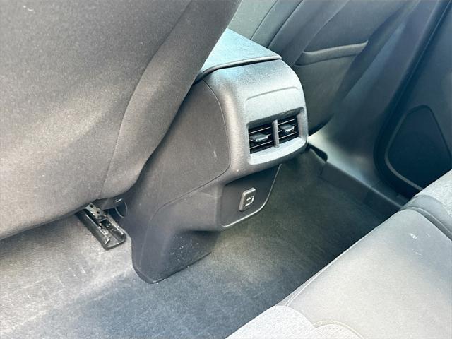 Photo of 2022 Mosaic Black Metallic Chevrolet Equinox