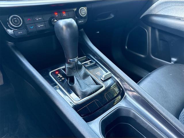 Photo of 2022 Granite Crystal Metallic Clearcoat Jeep Compass