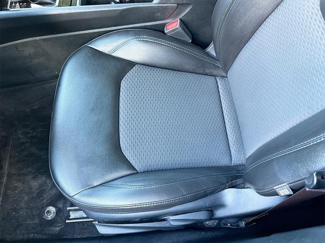 Photo of 2022 Granite Crystal Metallic Clearcoat Jeep Compass