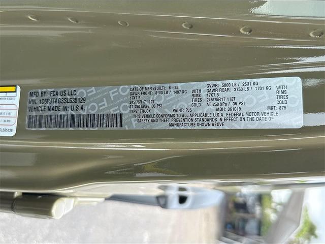Photo of 2025 41 Jeep Gladiator