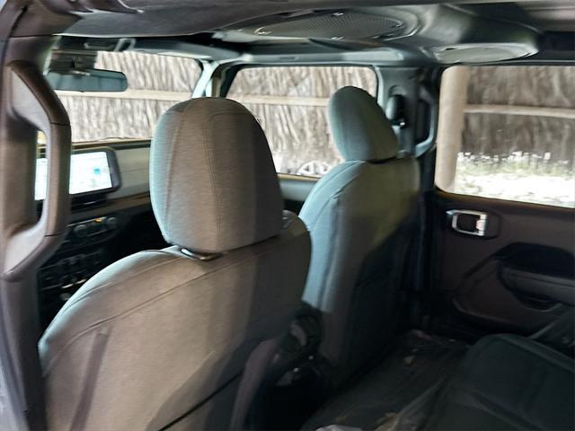 Photo of 2025 Anvil Clearcoat Jeep Wrangler