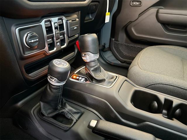 Photo of 2025 Anvil Clearcoat Jeep Wrangler