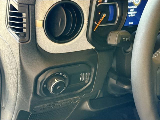 Photo of 2025 Anvil Clearcoat Jeep Wrangler