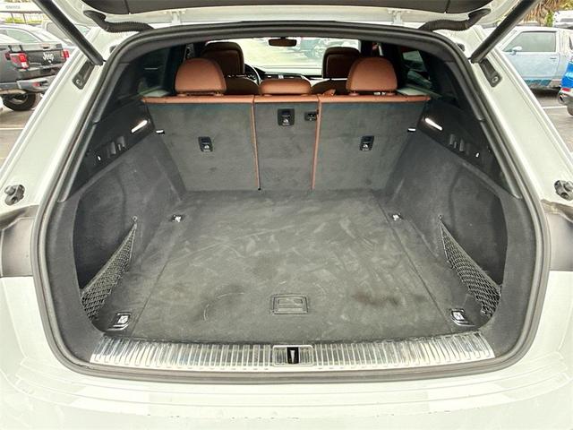 Photo of 2019 Glacier White Metallic Audi e-tron