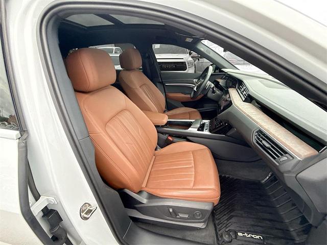 Photo of 2019 Glacier White Metallic Audi e-tron