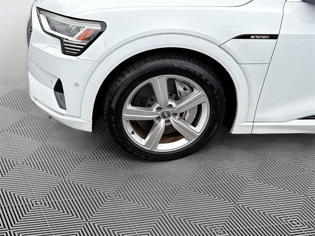 Photo of 2019 Glacier White Metallic Audi e-tron