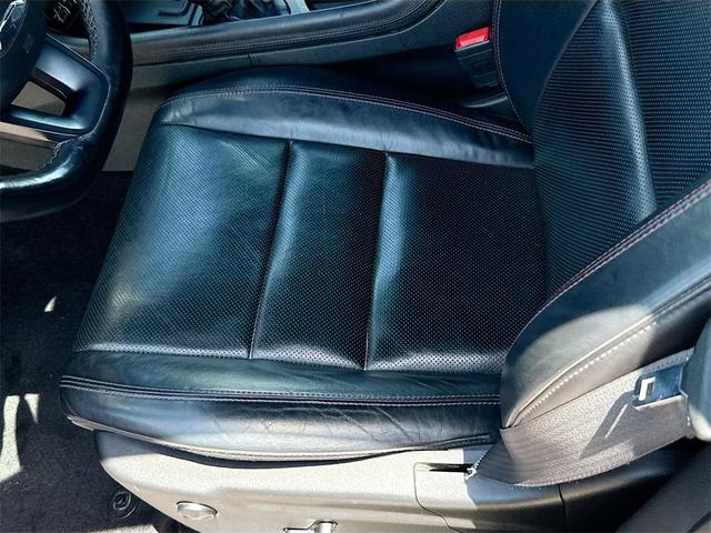 Photo of 2022 Octane Red Pearlcoat Dodge Durango