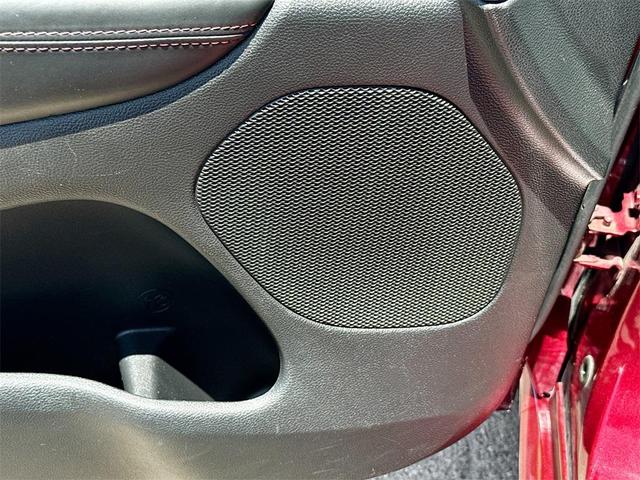 Photo of 2022 Octane Red Pearlcoat Dodge Durango