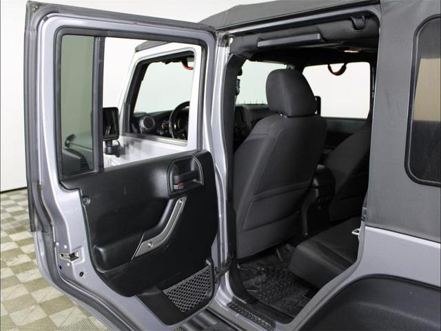 Photo of 2018 Billet Silver Metallic Clearcoat Jeep Wrangler JK Unlimited