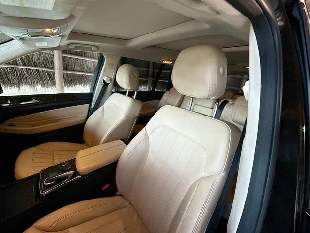 Photo of 2019 Black Mercedes-Benz GLS 450