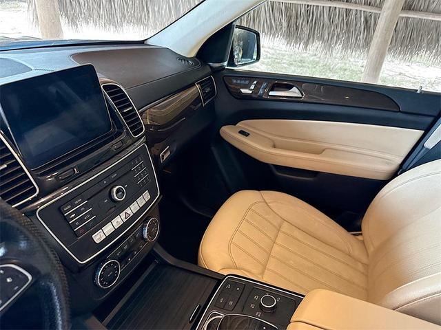 Photo of 2019 Black Mercedes-Benz GLS 450