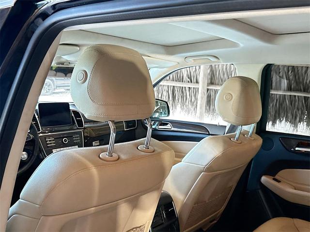 Photo of 2019 Black Mercedes-Benz GLS 450
