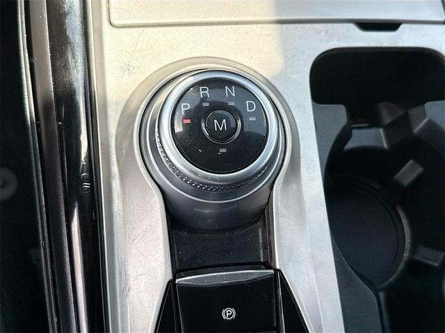Photo of 2021 Black Metallic Ford Explorer
