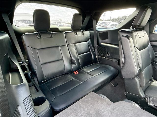 Photo of 2021 Black Metallic Ford Explorer