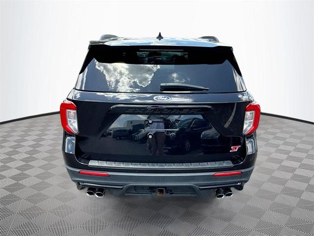 Photo of 2021 Black Metallic Ford Explorer