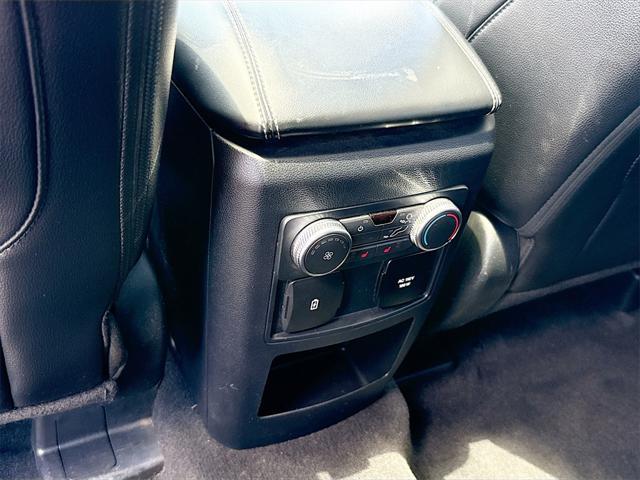 Photo of 2021 Black Metallic Ford Explorer