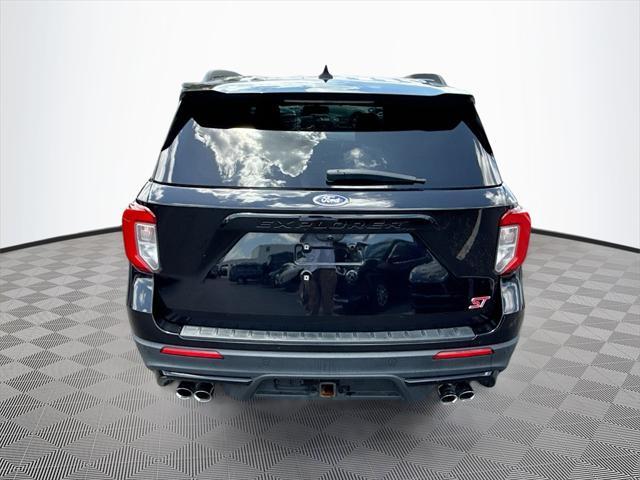 Photo of 2021 Black Metallic Ford Explorer