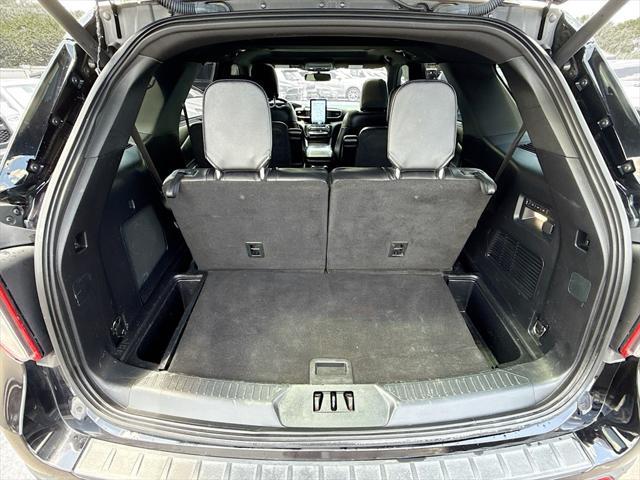 Photo of 2021 Black Metallic Ford Explorer