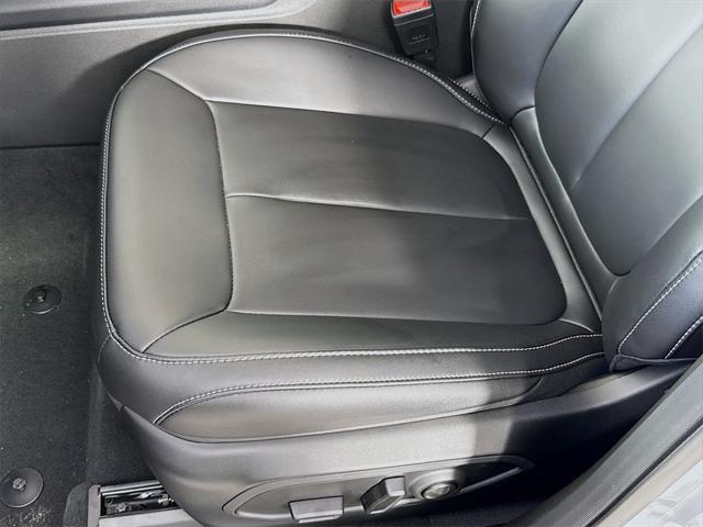 Photo of 2025 Silver Zynith Jeep Grand Cherokee L
